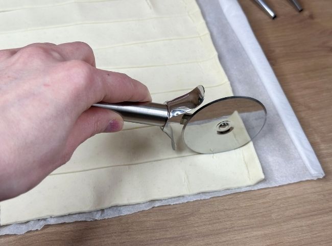 Bl&auml;tterteig M&ouml;hren Streifen