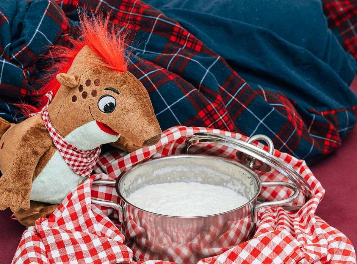 K&ouml;rt Milchreis im Bett