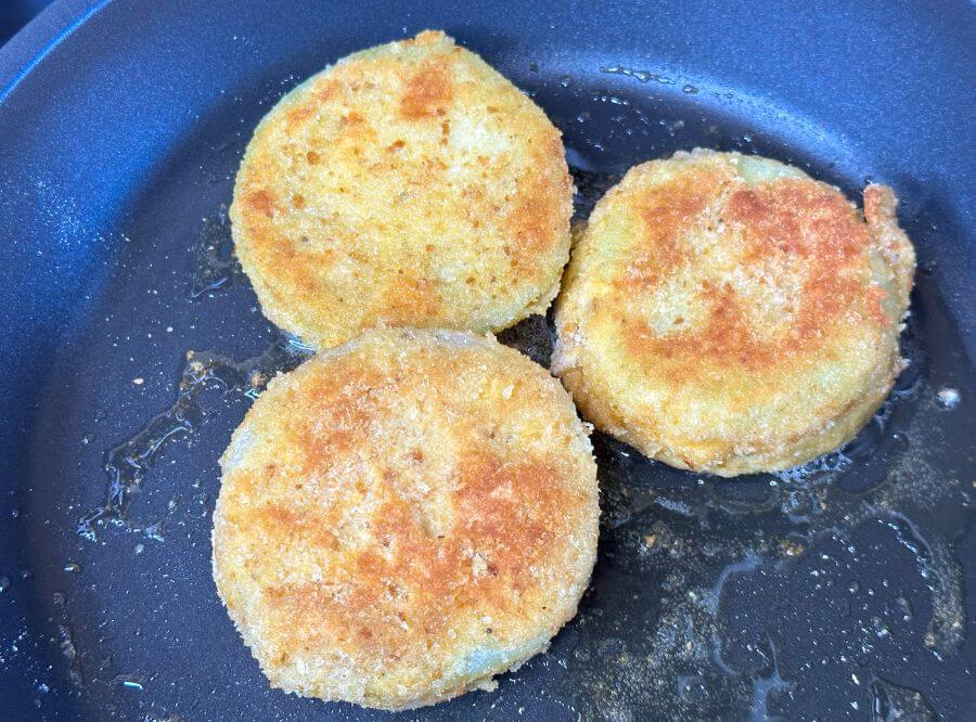 Kohlrabischnitzel braten