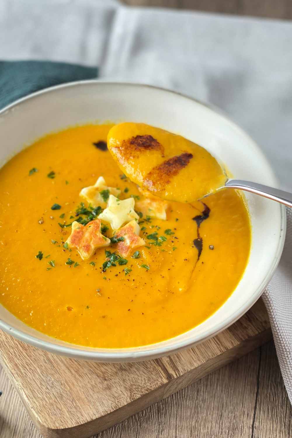 Möhrensuppe mit Ingwer und Kokosmilch