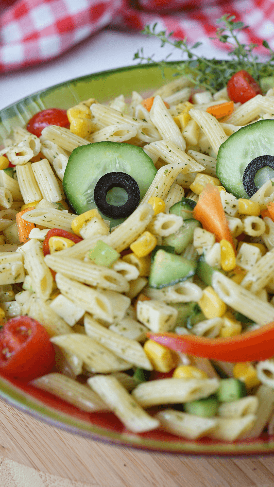 Bunter Nudelsalat für Kinder