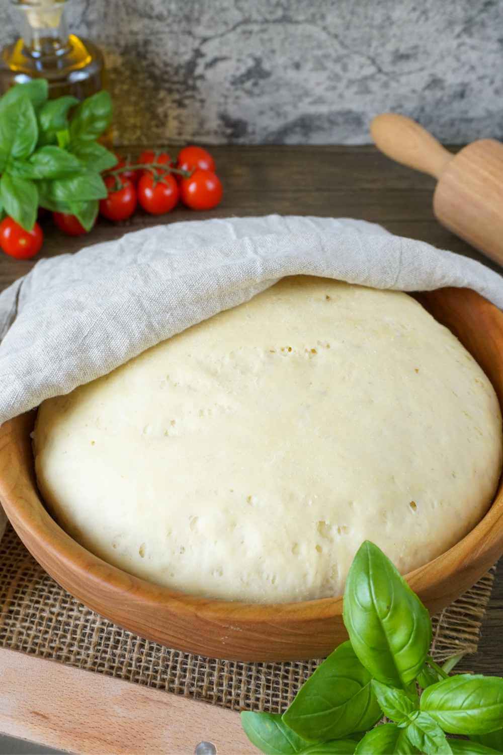 Pizzateig – Rezept zum selber machen, das immer gelingt!