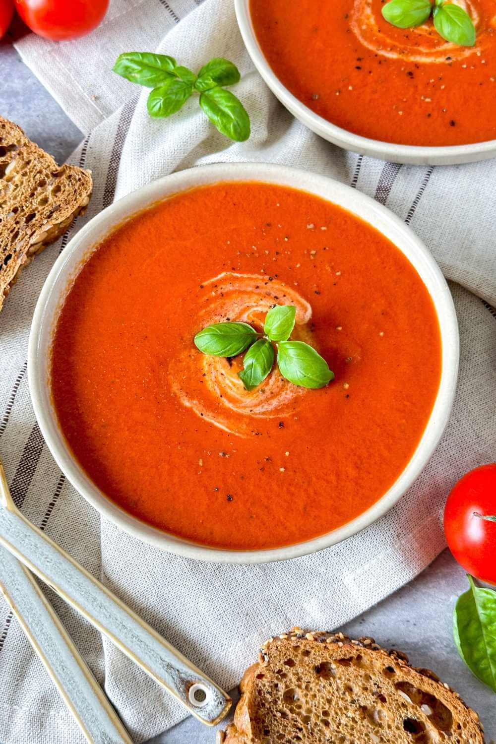 Tomatensuppe von Oma Lotti – ihr einfaches Rezept