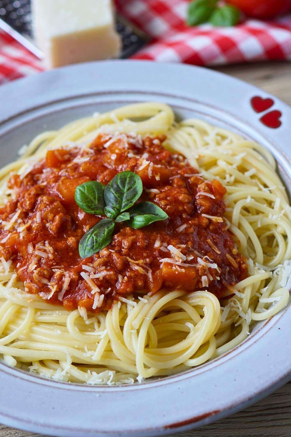 Spaghetti Bolognese - einfach für Kinder & Familie